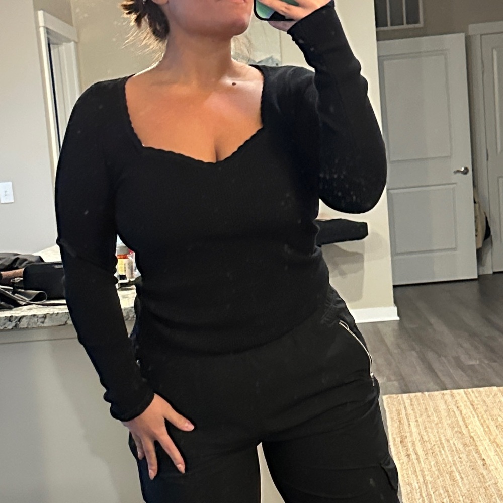 NWOT Black Long Sleeve Top